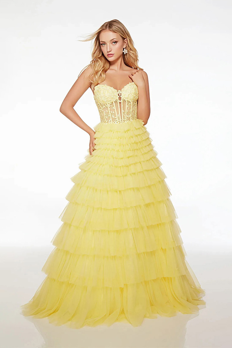 Svatby Felice - Carine, vel. 32