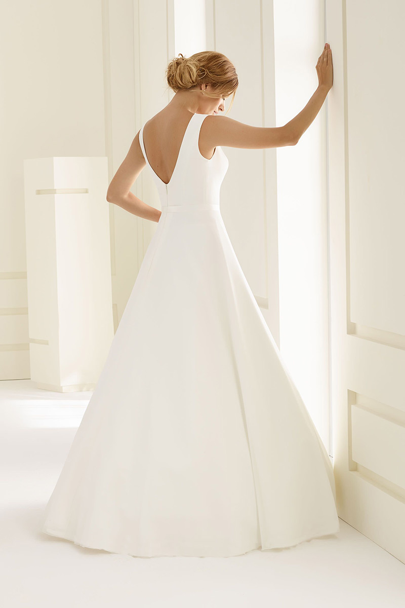 Svatby Felice - Imperia, vel. 46, hladké šifónové šaty s dlouhým rukávem