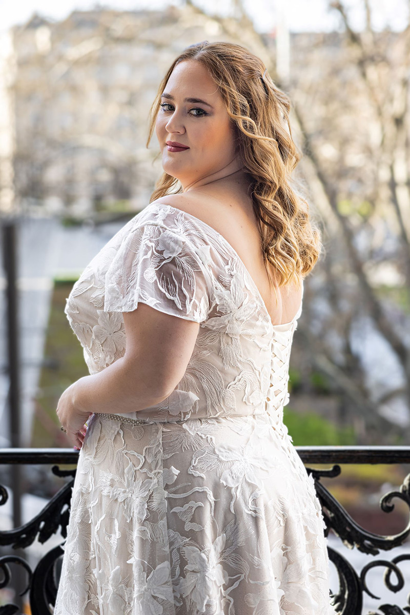 Svatby Felice - Liz, vel. 42, krajkové šaty s  krátkým rukávem