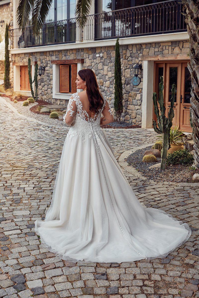 Svatby Felice - Haven, krajkové šaty s dlouhým rukávem