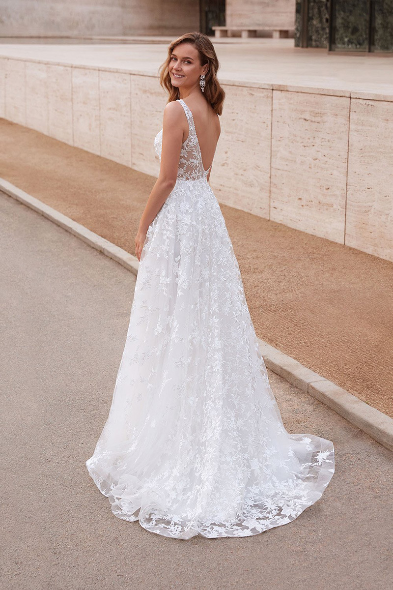 Svatby Felice - Athena, celokrajkové šaty na ramínka
