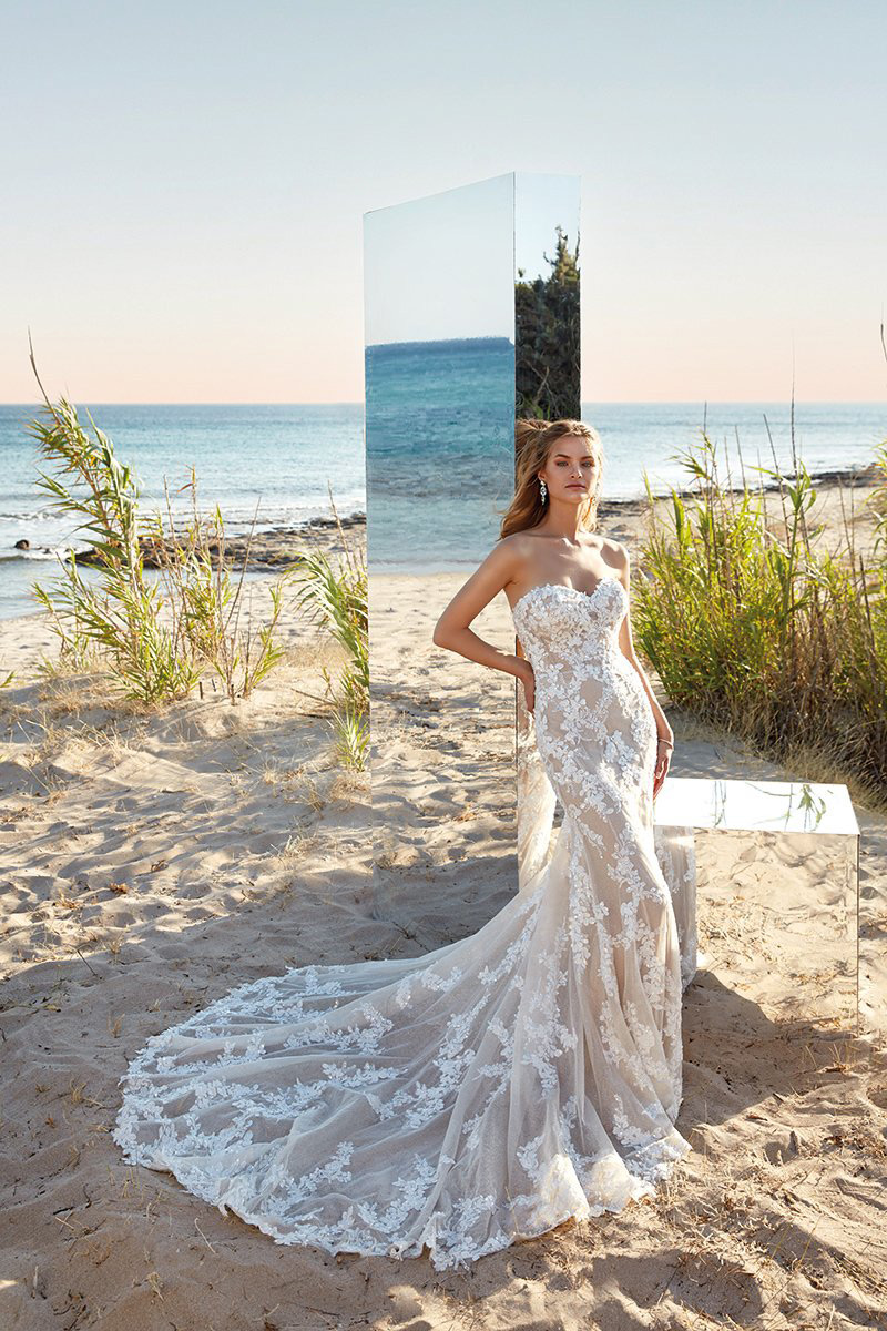 Svatby Felice - Avani, luxusní bohatě zdobené korzetové šaty
