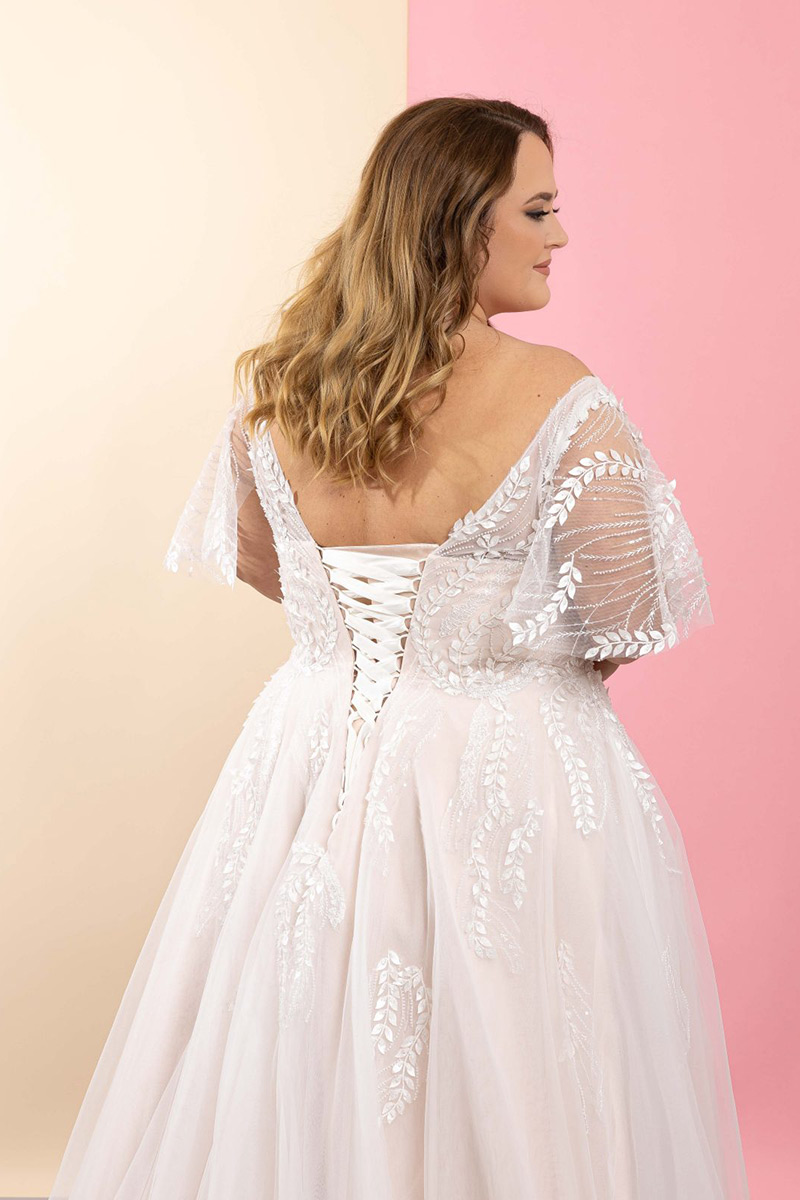 Svatby Felice - Alice, pudrově růžové šaty s krajkou